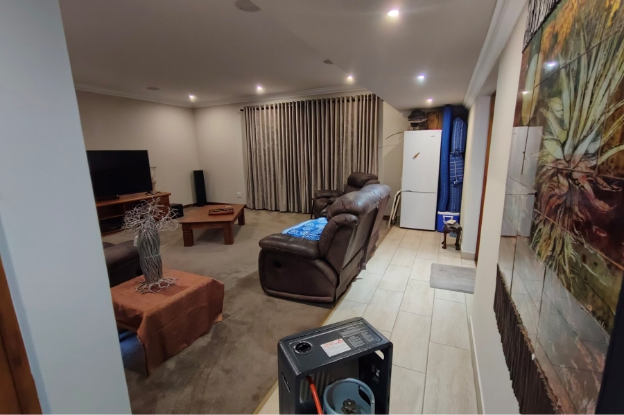 8 Bedroom Property for Sale in Broederstroom North West